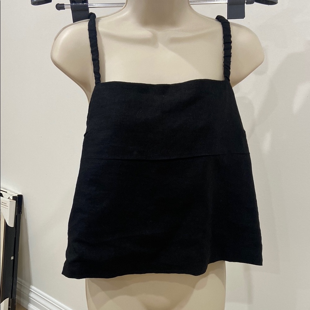 House of Harlow 1960 Black Relaxed Camisole with shoulder straps.